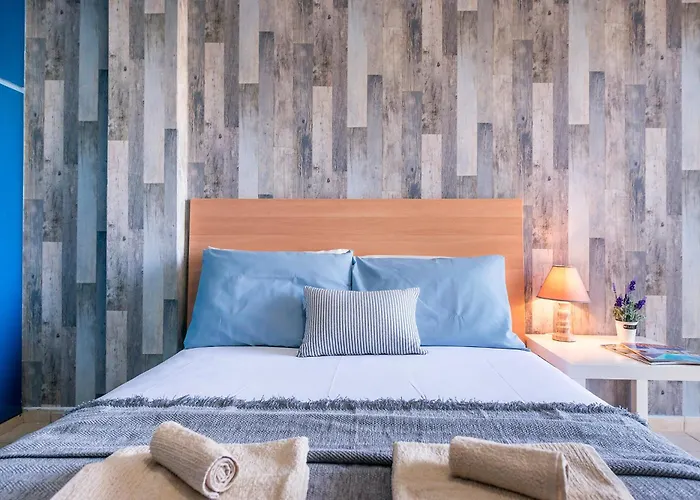 Bay A2 * Selianítika